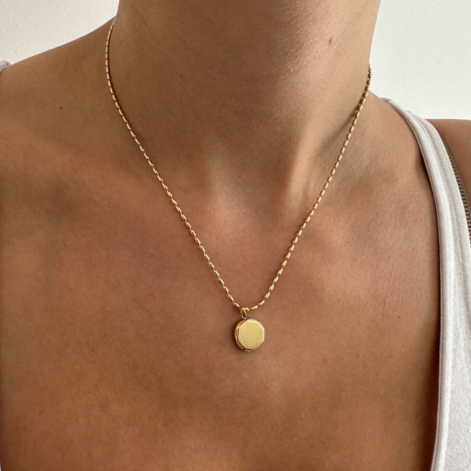 Coin Chain - Cosmic Chains