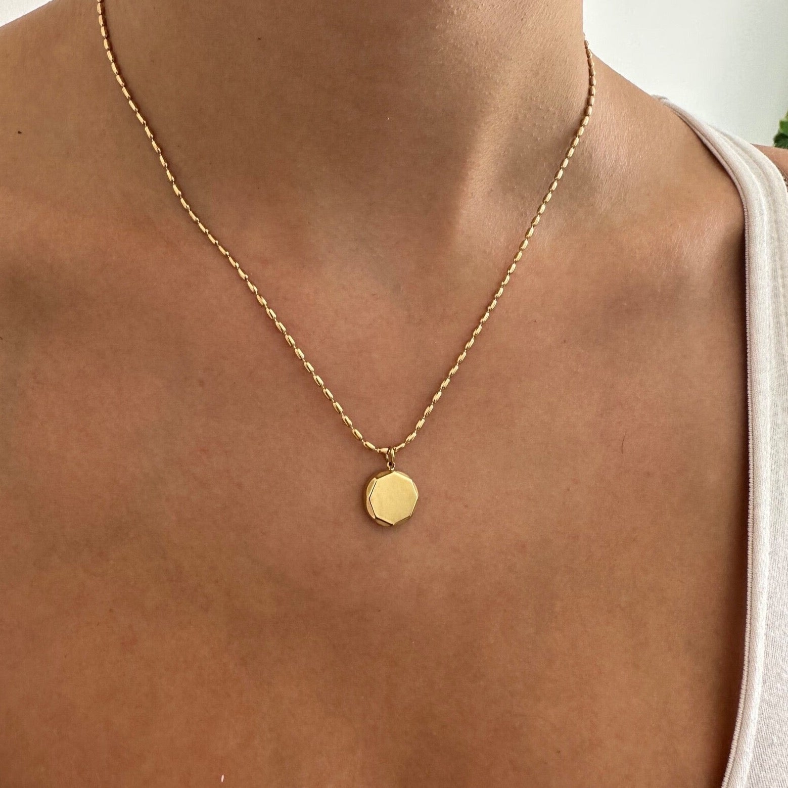 Coin Chain - Cosmic Chains