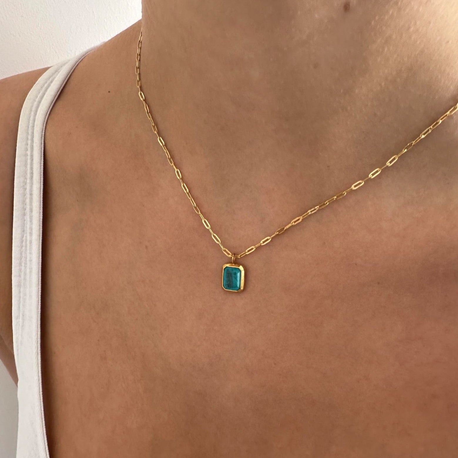 Versatile Blue Pendant Gold Paperclip Chain Necklace for any occasion.