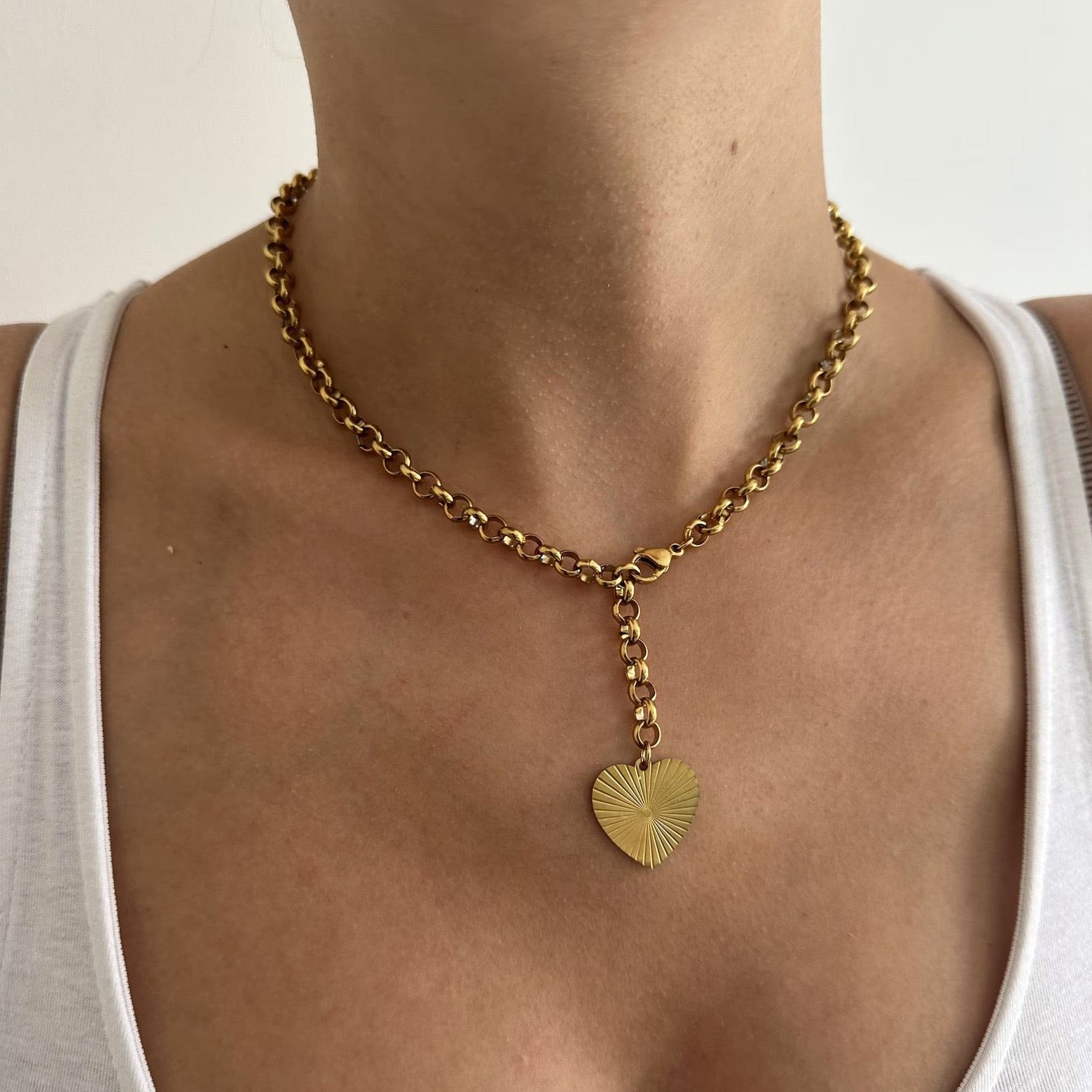 Heart Pendant Necklace is statement pendant necklace