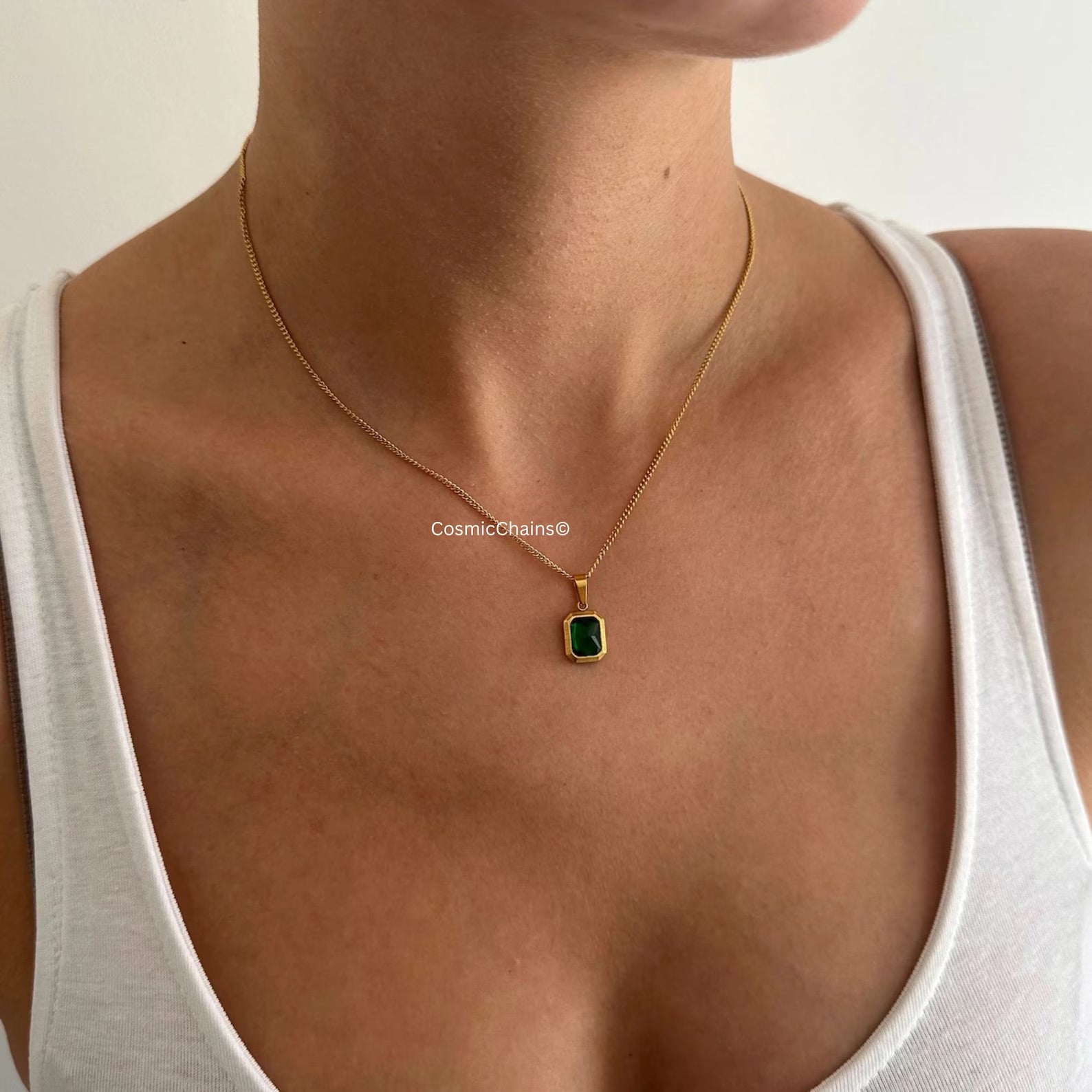 Gold and Emerald Necklace, vintage elegance, water-safe design