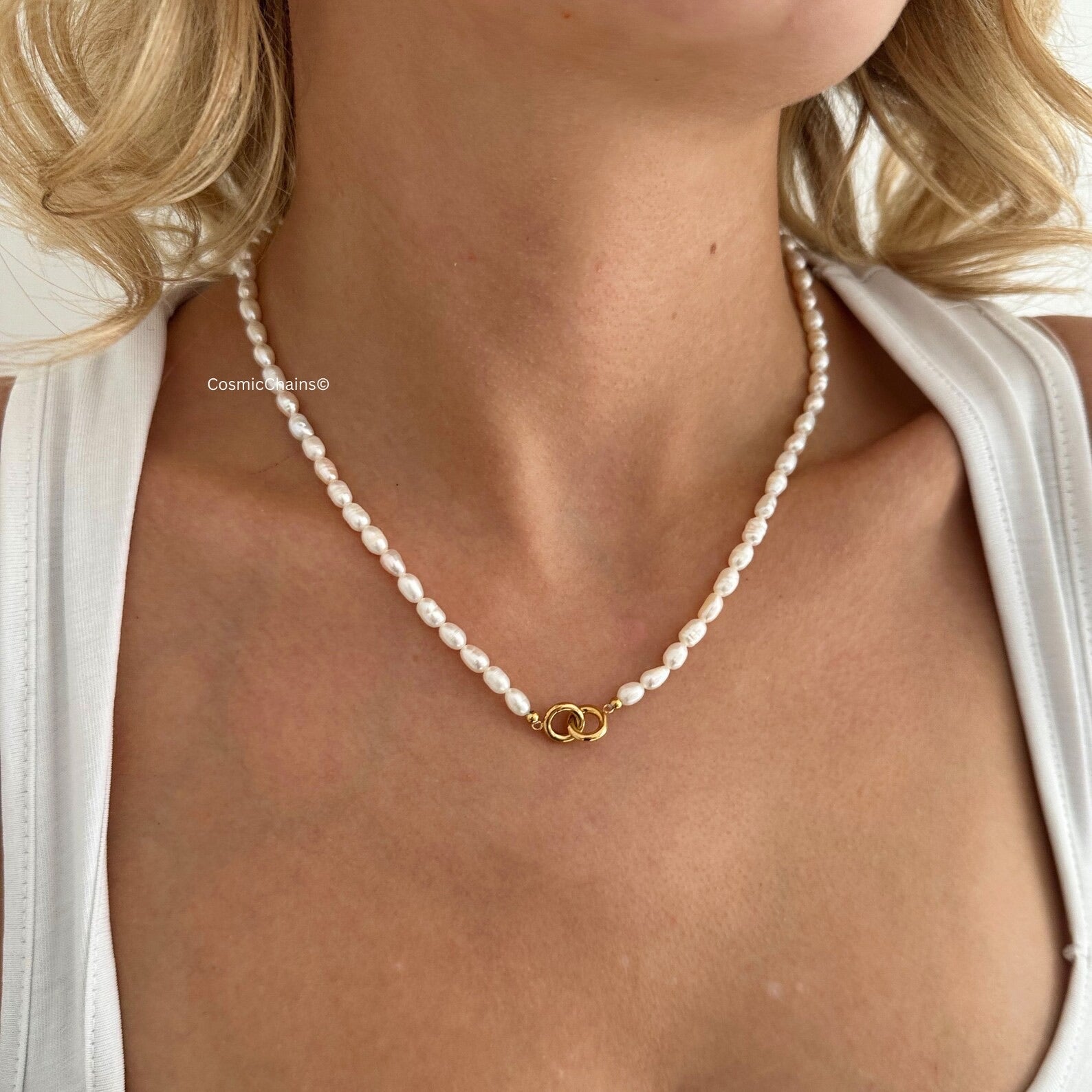 Pearl Necklace with Interlocking Circles for daily wear
