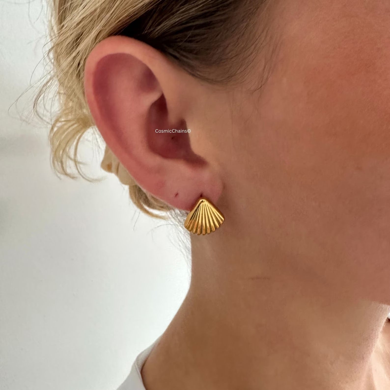 Shell Earrings - Cosmic Chains