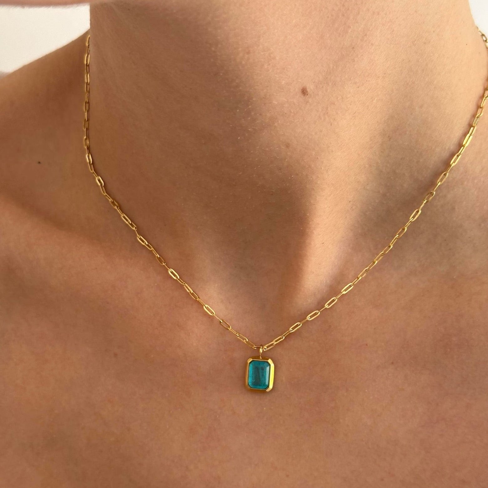 Stylish Blue Pendant Gold Paperclip Chain Necklace for a chic look