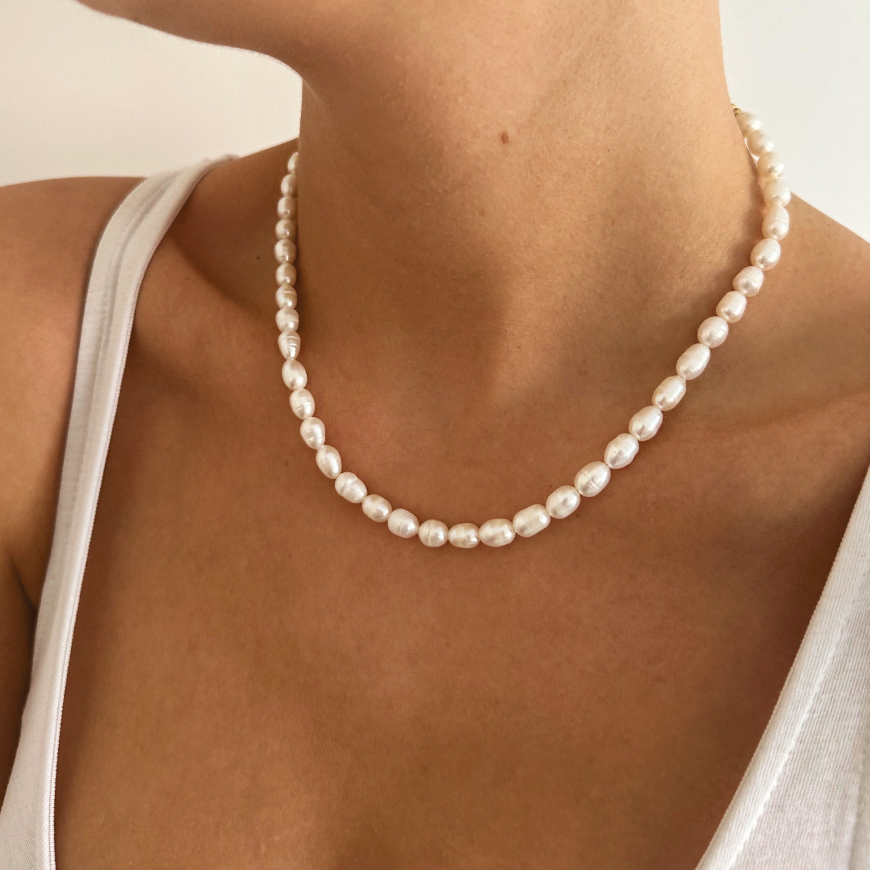 Simple Pearl Necklace - Cosmic Chains