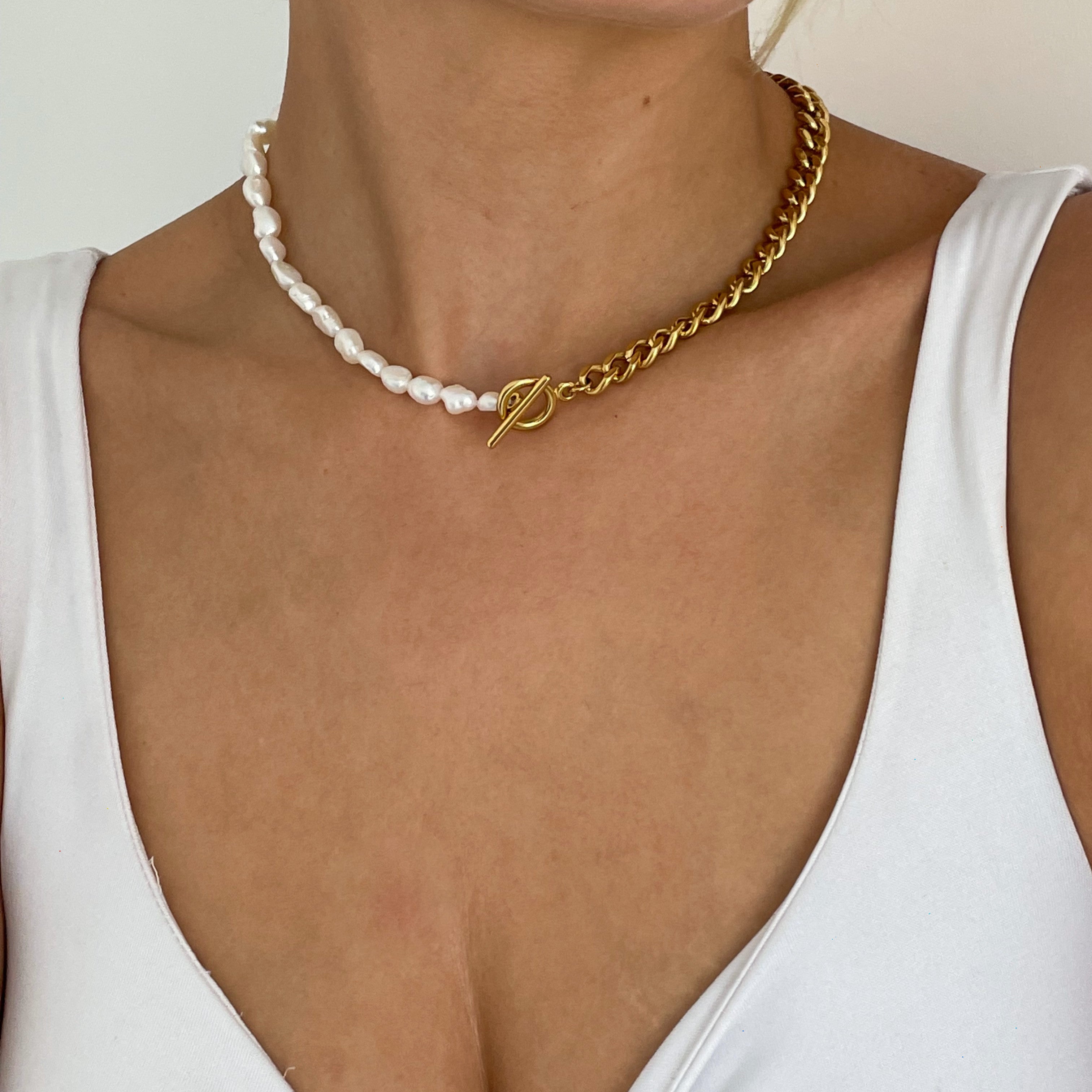 Gold Pearl and Chain Necklace