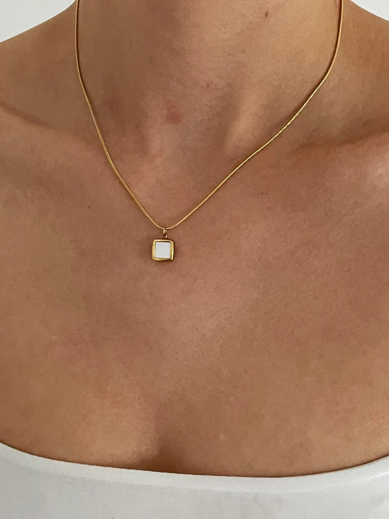 The Elle Necklace - Cosmic Chains