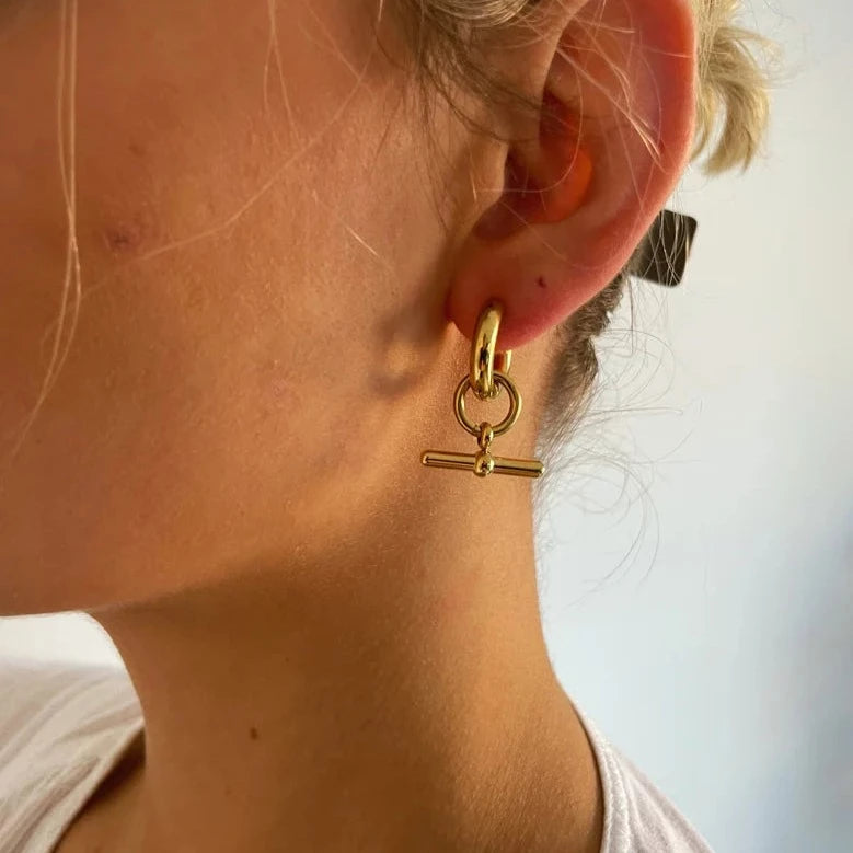 High-Quality Gold Plated T-Bar Earrings