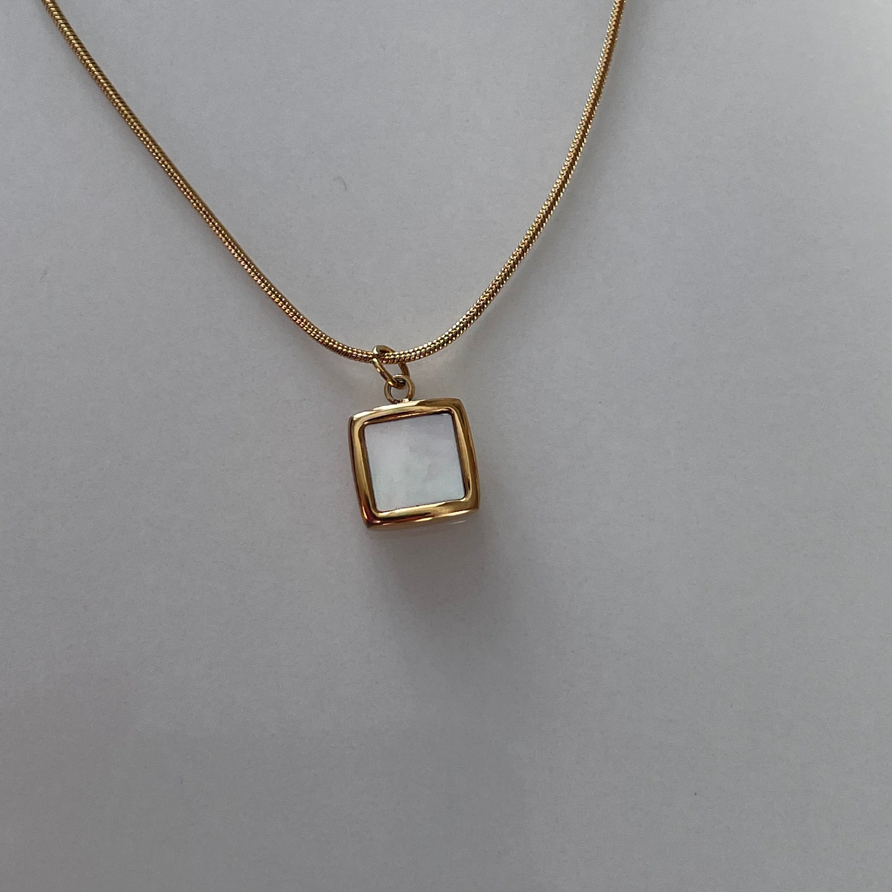The Elle Necklace - Cosmic Chains