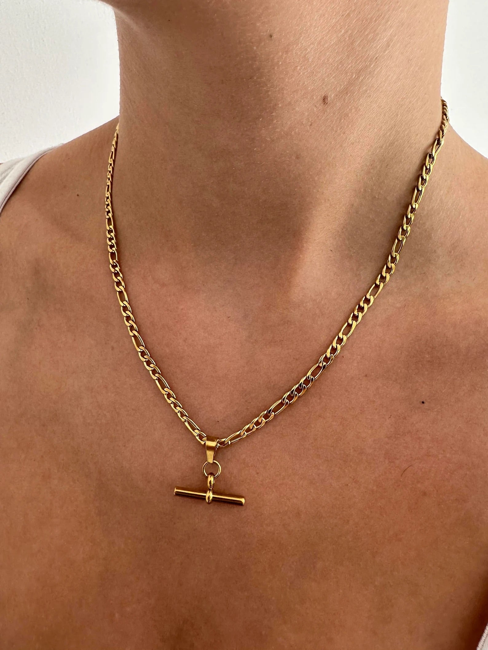 Gold T-Bar Necklace: Sophisticated Stainless Steel Jewellery for Women