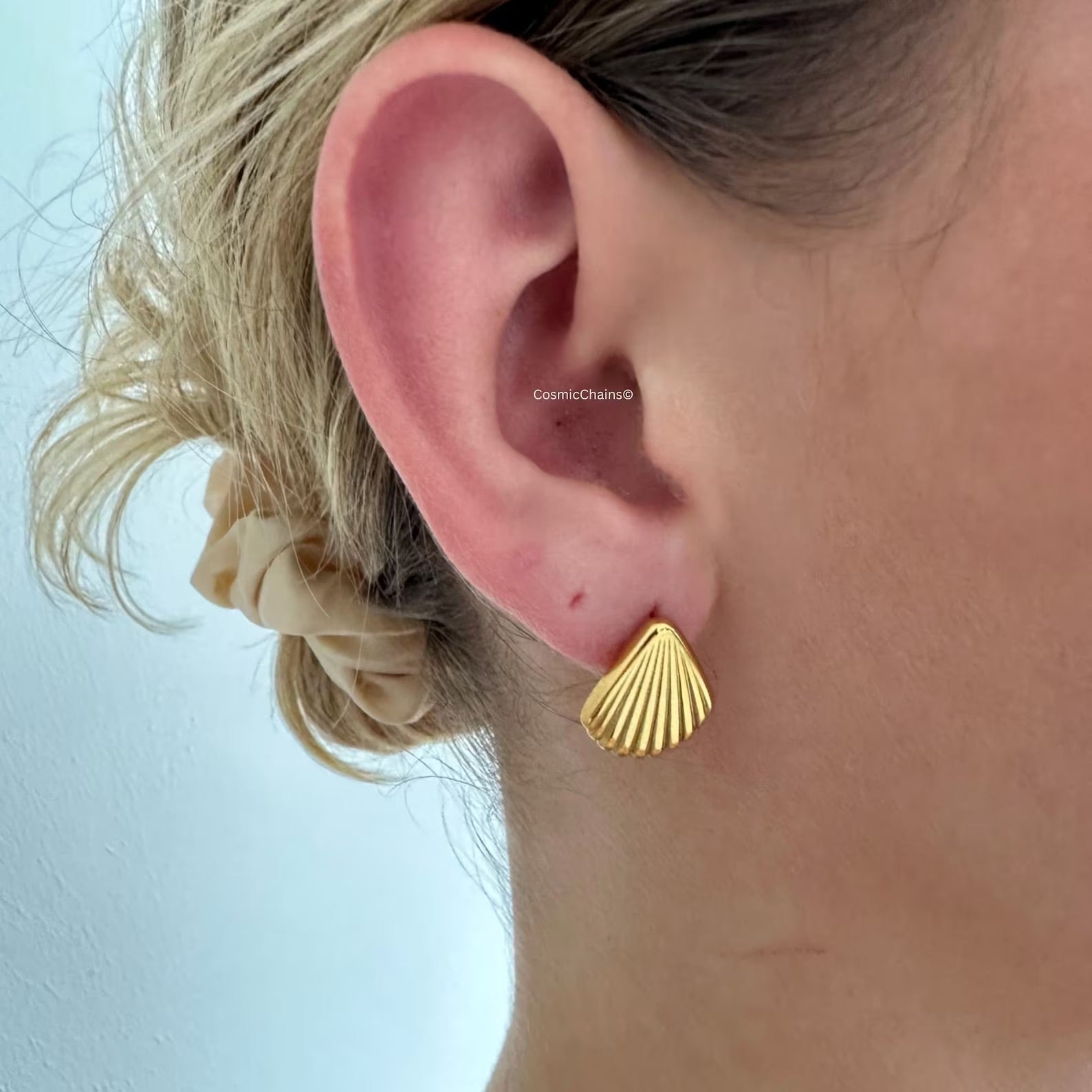 Shell Earrings - Cosmic Chains 