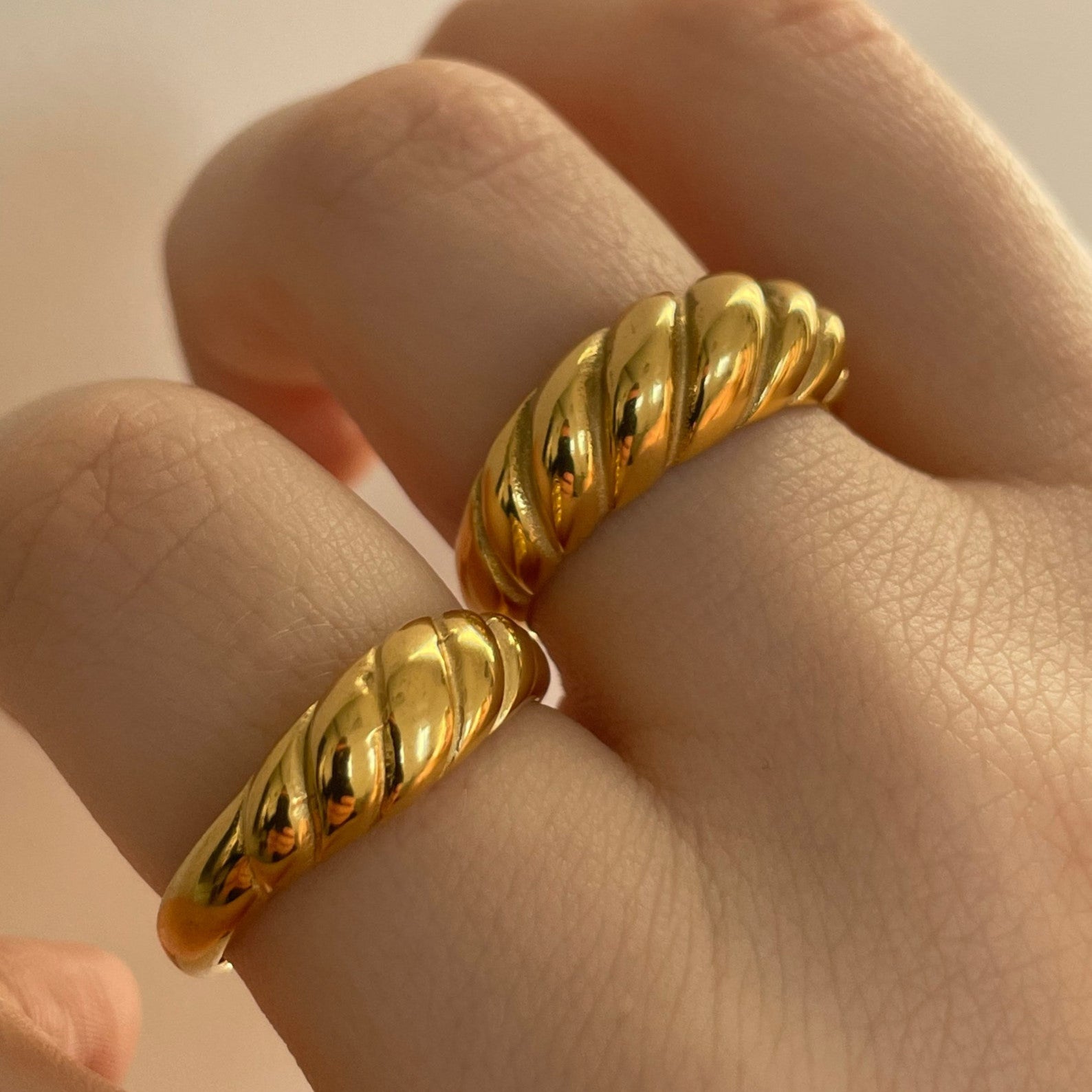 Chunky Croissant Ring - Cosmic Chains 