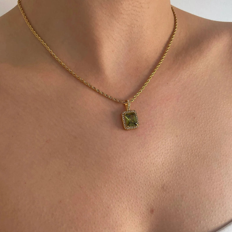 Green Pendant Necklace - Cosmic Chains 