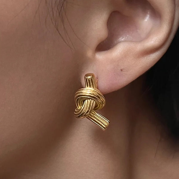 Knott earrings - Cosmic Chains 